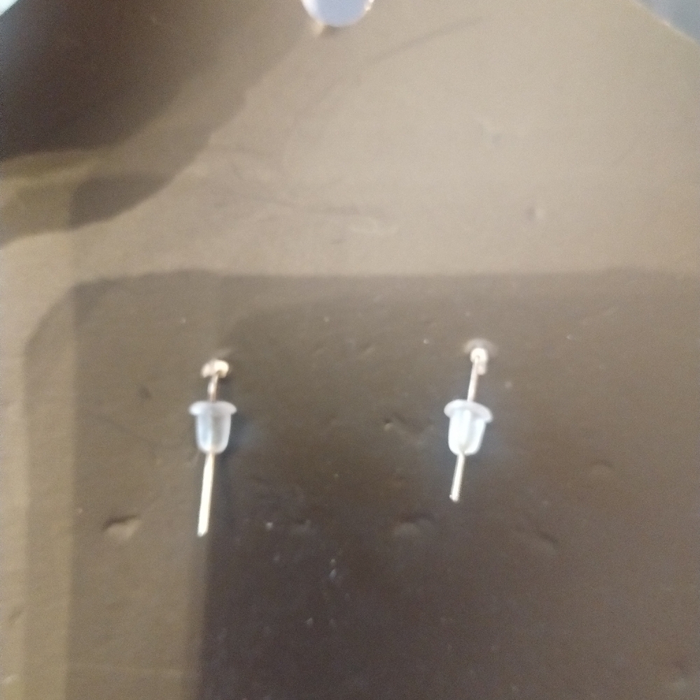 White Flower Earrings - Picture 3 of 3